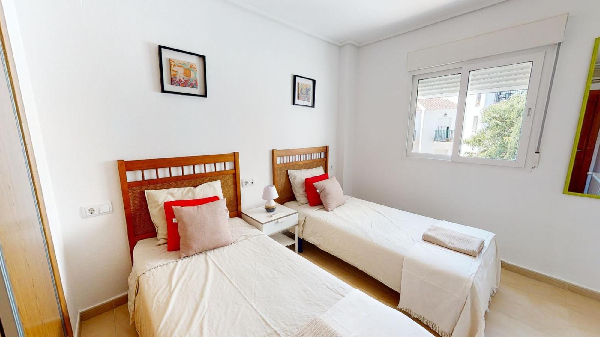 Cozy And Nice Apartment In La Torre Golf Resort 롤단 외부 사진